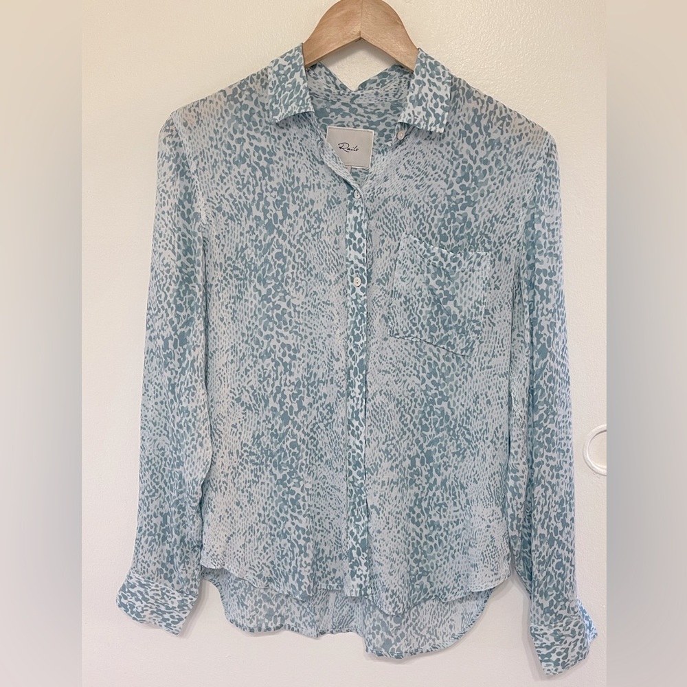 Rails Josephine Aqua Python Light Blue Button Down Shirt size XS - Picture 2 of 9